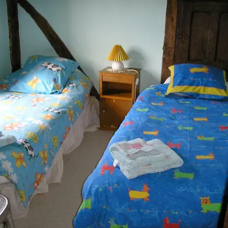 ベッド・アンド・ブレックファスト Le Manoir D'annique Montviette